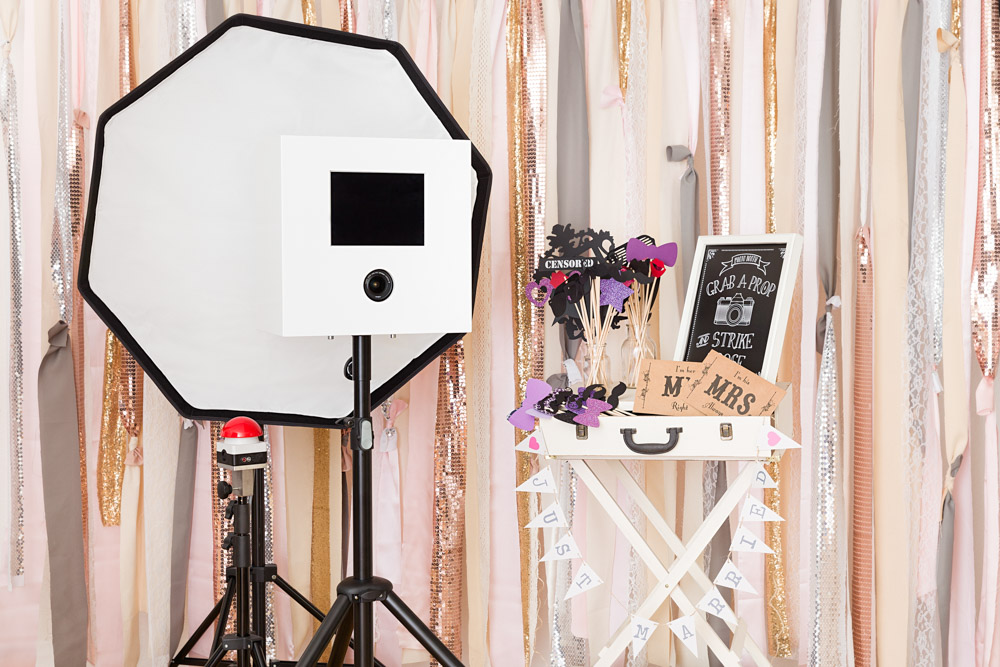 unser Photobooth als Attraktion auf ihrer Hochzeitsfeier oder Party - Rocha Studio Osnabrück